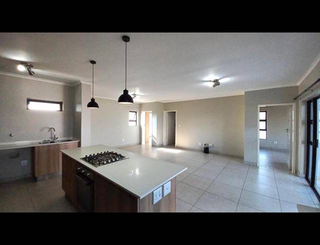 2 BEDROOM APARTMENT FOR SALE IN GLEN MARAIS